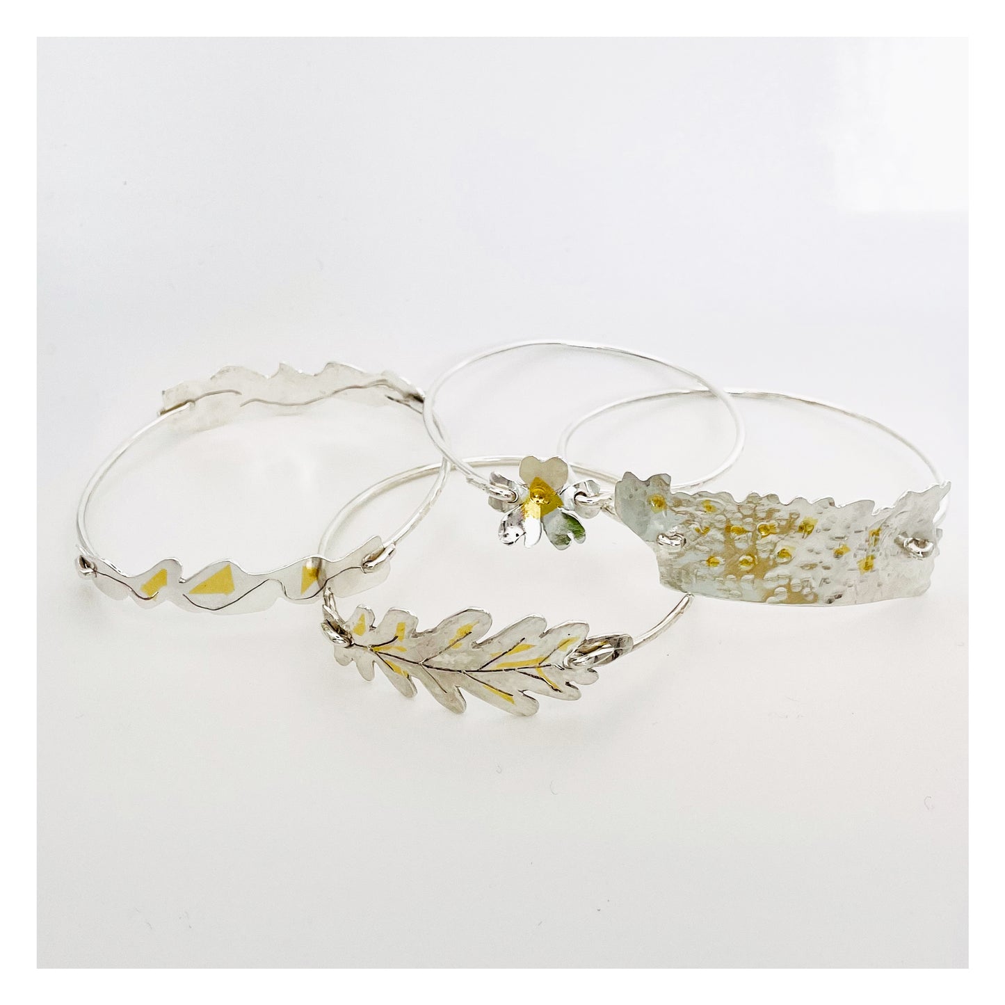 Ashburton Jewellery School Create a beautiful silver bangle with 24ct gold accents, inspired by the landscapes of Dartmoor. Learn the Korean gold gilding technique of Keum Boo, and learn, or develop your skills, in saw piercing, forming, filing and polishing.