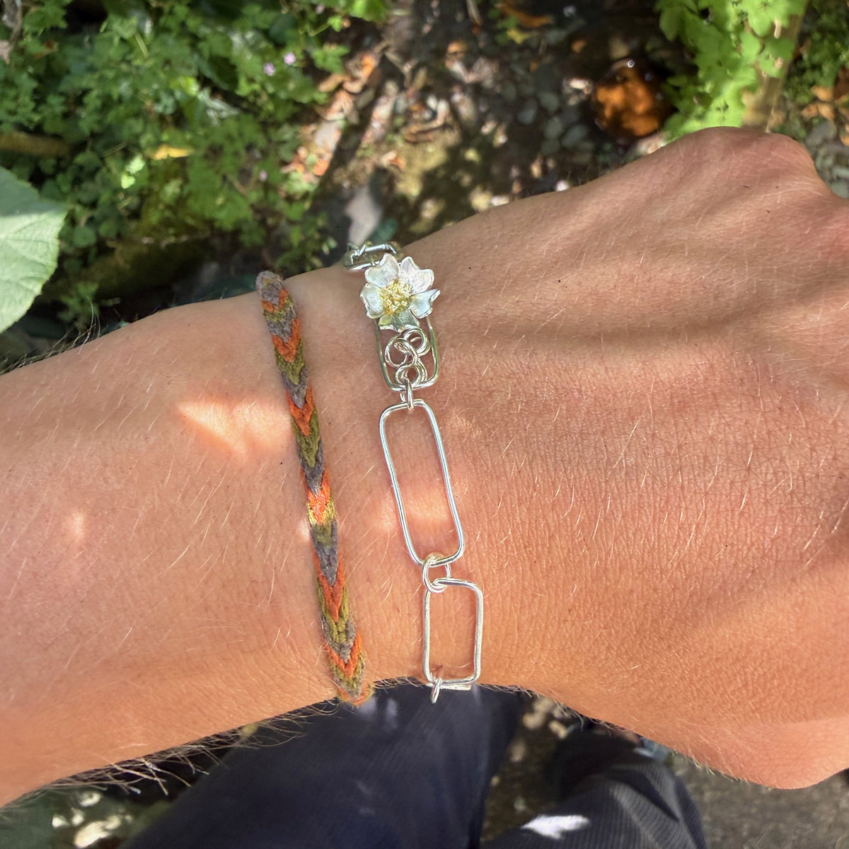 Expanded Skies Field Rose Bracelet with 24ct Gold Accents