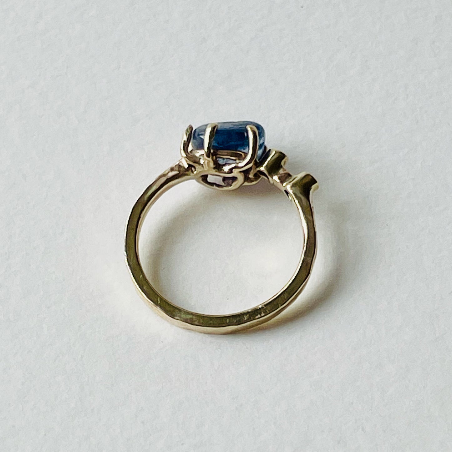 Dartmoor Sun and Skies Sapphire Ring